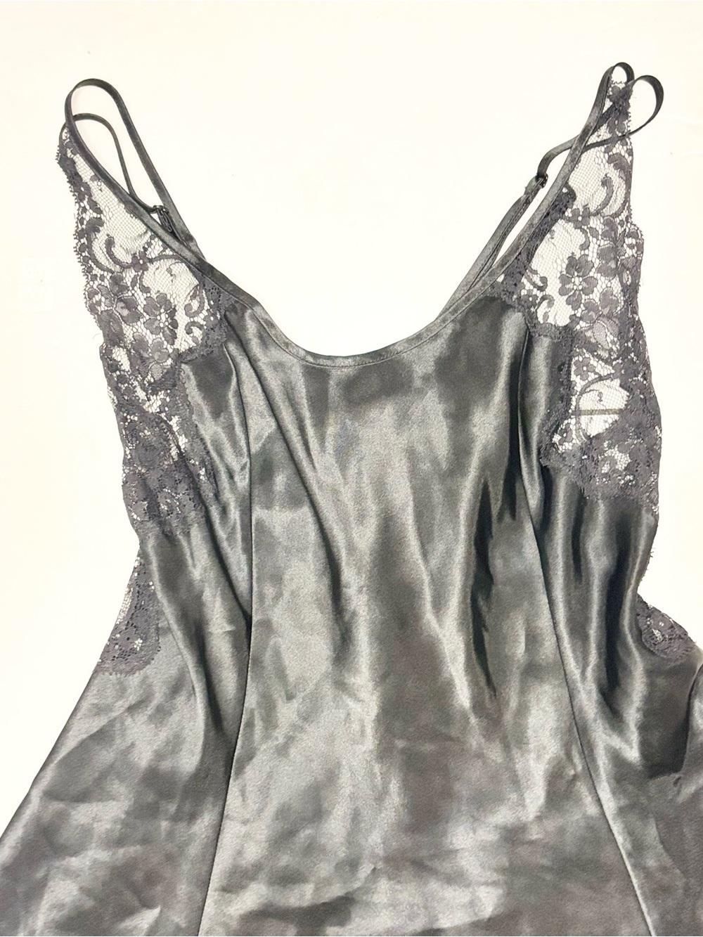 Victoria’s Secret Black Satin Lace-Trim Slip Nightdress Size S - Picture 3 of 7